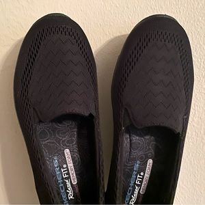 Relaxed Fit - Memory Foam - Black Shoes